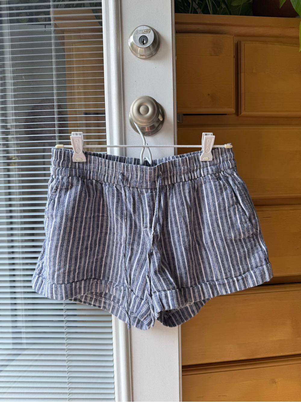 Old Navy Blue and White Striped High-Waist Women’s Shorts